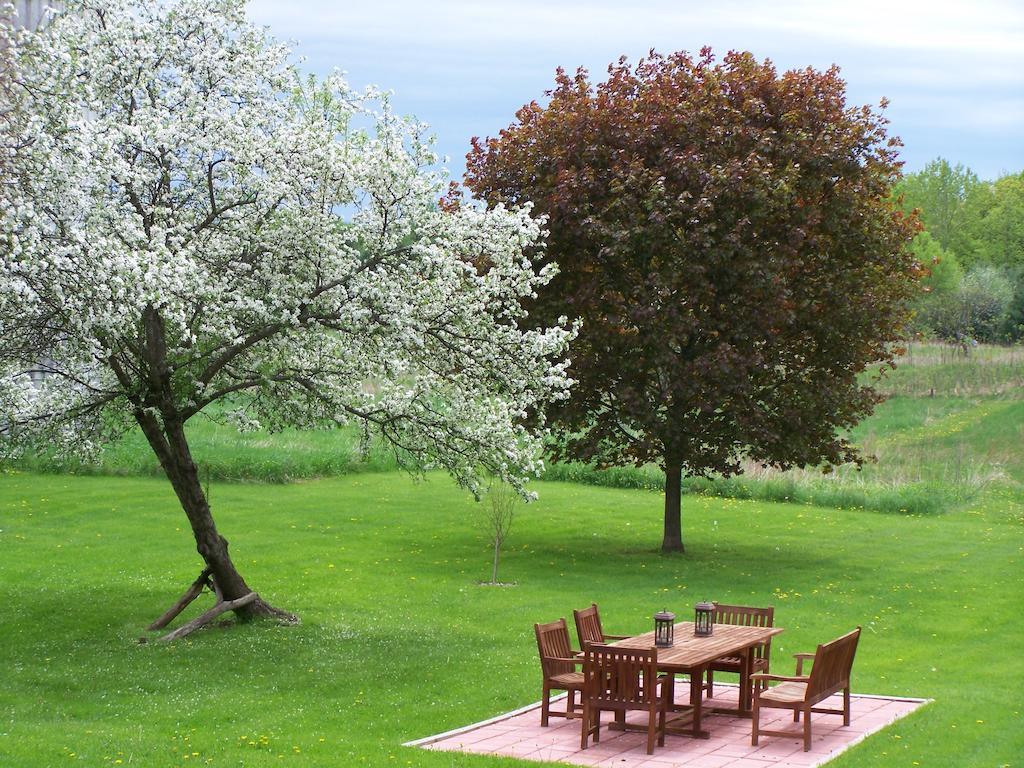 Saratoga Farmstead B&B Саратога-Спрингс Экстерьер фото